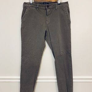 American Eagle AE Extreme Flex Slim Fit Sz 34 x 32